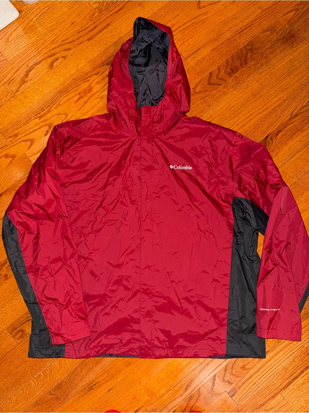 NEW Columbia men's red and dark gray Omni-Tech waterproof rain jacket XXL